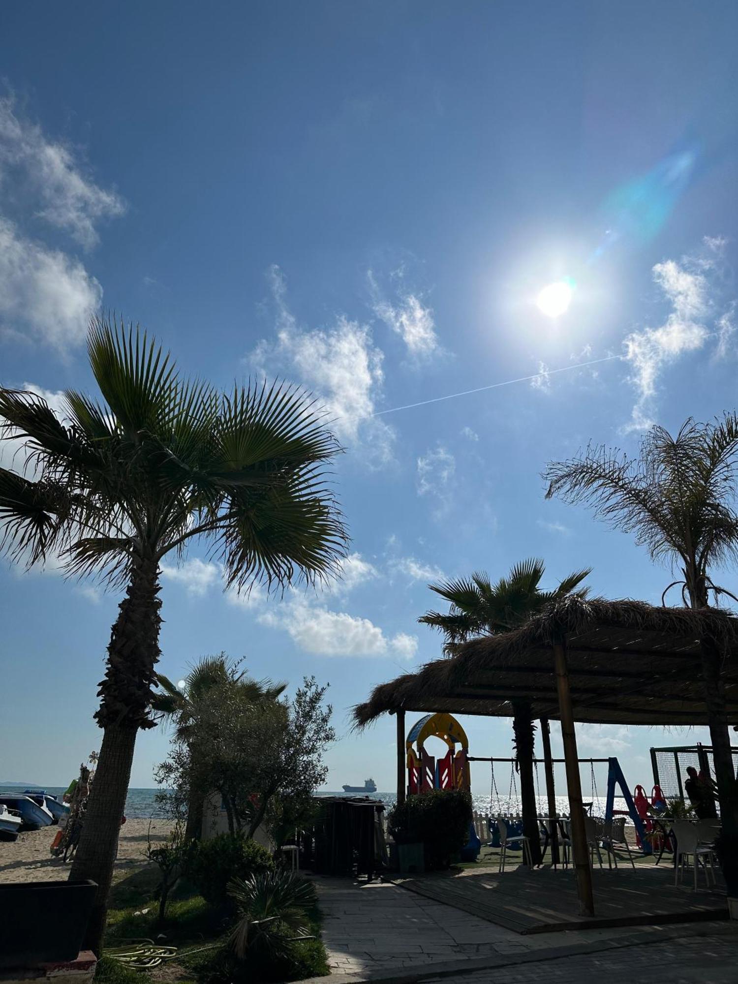 Sea View Apartament. Luxury Area In Durres Beach. Daire Dış mekan fotoğraf